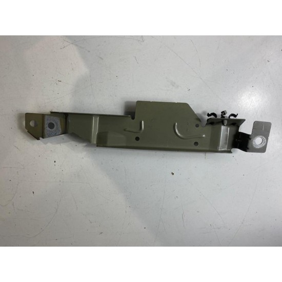 Front left bracket wing fender VOLVO S90 V90 2017+ 31416626