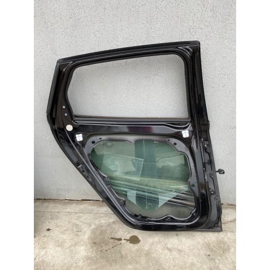 Usa stanga spate VOLVO V40 CROSS COUNTRY 2017 32321999 