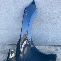 Aripa dreapta fata VOLVO V40 2012+ 31301262