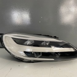 Far Dreapta Full Led Mid LHD Volvo V40 2012-2019 31677019 