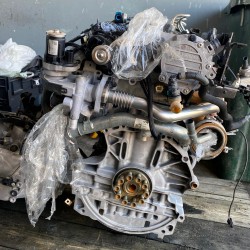 Motor Volvo V40 S60 V60 S90 V70 XC40 XC60 XC90 D4204T8 36010067