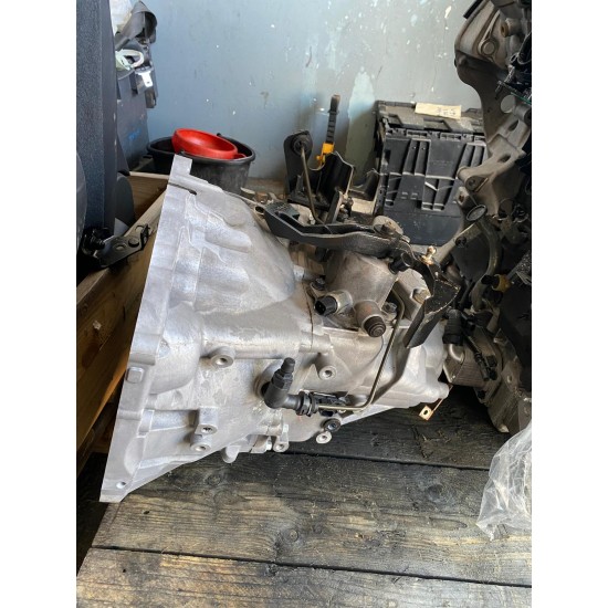 Cutie de viteze manuala VOLVO V40 2018 1285417 36003284 JU3R-7002-AHB