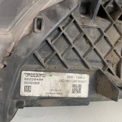 Far dreapta MID LED LHD VOLVO V40 2012-2019 32228484 31677027