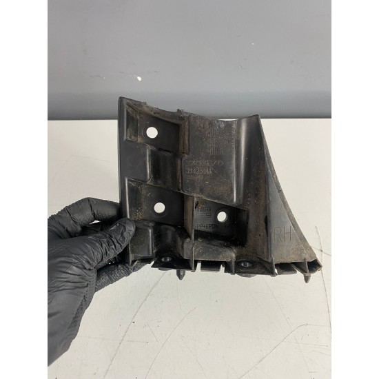 Front right fender bracket Volvo V40 31425111 31425109