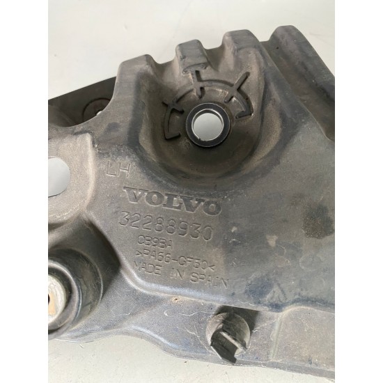 Suport aripa stanga fata VOLVO V60CC MILD HYBRID S60 V60 2021 32288930