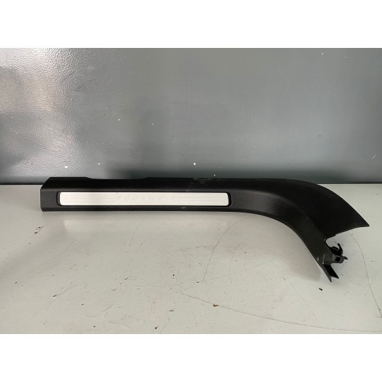 Ornament prag fata dreapta Volvo V60CC Mild hybrid 2021+ 32229887 31468387