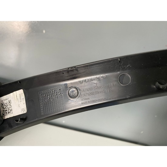 Ornament stalp dreapta spate VOLVO V60 V60CC 31479201