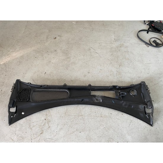 Ornament stergatoare parbriz Volvo V60 V60CC 2019+ 31479548 32314712