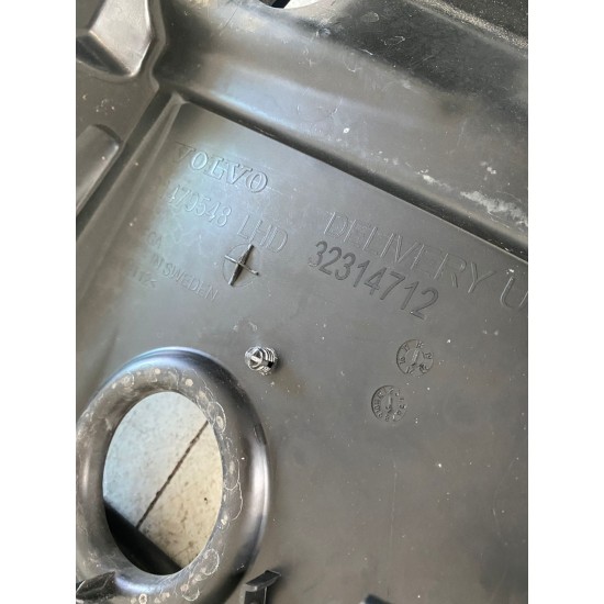 Ornament stergatoare parbriz Volvo V60 V60CC 2019+ 31479548 32314712