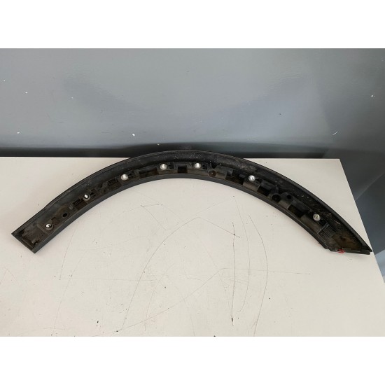 Bandou ornament aripa stanga fata Volvo V60 V60CC 31463763 31463752