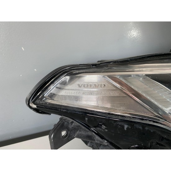 Right headlight FULL LED LHD VOLVO XC90 2018 32228297 Right headlight FULL LED LHD VOLVO XC90 2018 32228297