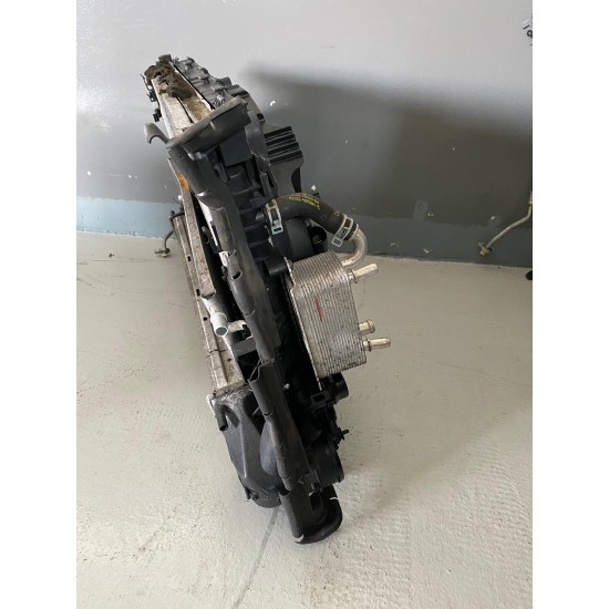 Set radiatoare cu ventilatoare VOLVO V60 D6 HYBRID 31368445 31368326 31338475 31332027