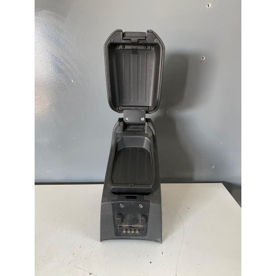 Arm rest Volvo XC90 2003-2014 39987702