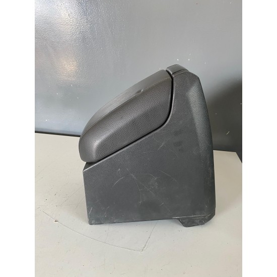 Arm rest Volvo XC90 2003-2014 39987702 Arm rest Volvo XC90 2003-2014 39987702