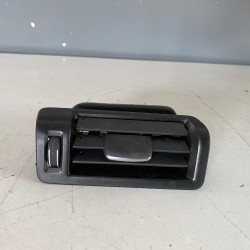 Grila aerisire dreapta VOLVO XC60 2018+ 31469799