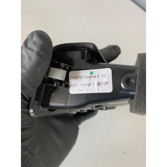 Grila aerisire dreapta VOLVO XC60 2018+ 31469799