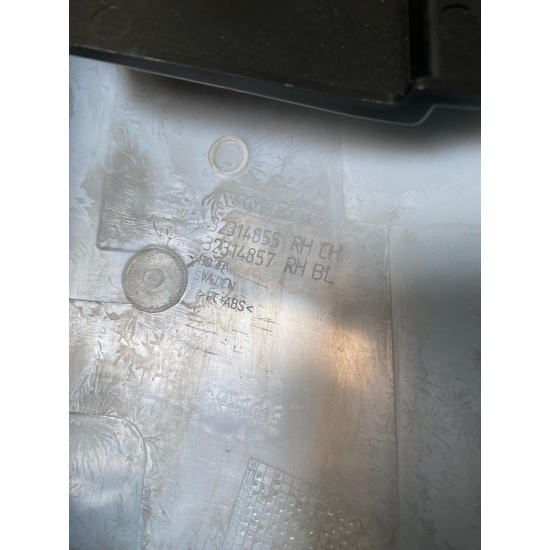 Right interior trim B-pillar VOLVO XC60 2018-2024 32314855 32314857