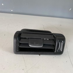 Left air vent grille B-pillar VOLVO XC60 2018+ 31469798