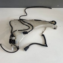 Windshield washer fluid reservoir/tank VOLVO C30 2007 31253164 30657122 30657121 4N51-13K163-AC