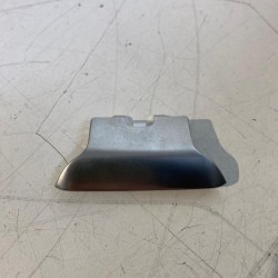 Button silk metal armrest transmission tunnel console VOLVO XC60 S60 V60 2011-2018 31389103