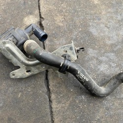 Water Pump Volvo V60 V90 S90 XC60 XC90 31686005 31686002 31439528 31368537