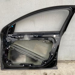 Front right door VOLVO S60 V60 2010-2018 32228971 31424598