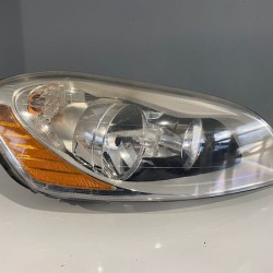 Far dreapta halogen Volvo XC60 2010-2017 30763146