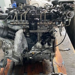 Engine 220.000km Volvo XC60 S60 V60 S80 XC70 D5244T15 36001935