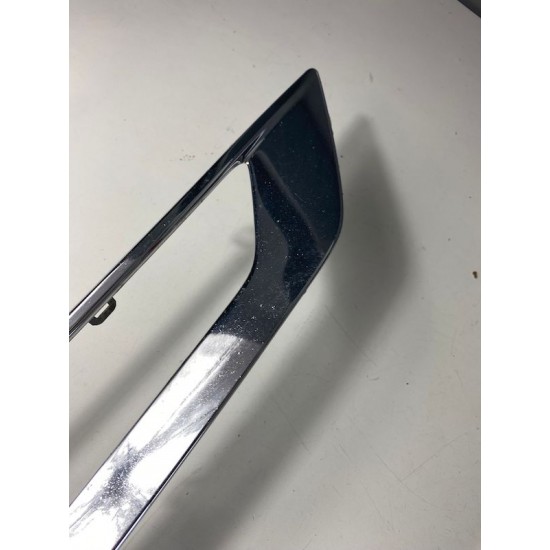 Front right bumper moulding trim with chrome VOLVO S90 V90 31425449 Front right bumper moulding trim with chrome VOLVO S90 V90 31425449