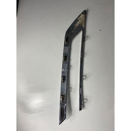 Front right bumper moulding trim with chrome VOLVO S90 V90 31425449 Front right bumper moulding trim with chrome VOLVO S90 V90 31425449