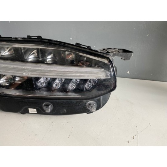 Far LED dreapta VOLVO XC90 2016 31446688 31395937 Far LED dreapta VOLVO XC90 2016 31446688 31395937