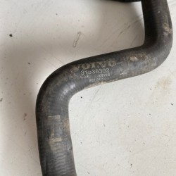 Oil cooler pipe Volvo S60 V60 S90 V90 XC40 XC60 XC90 31338302 31338885
