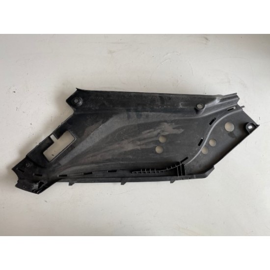 Ornament trager dreapta Volvo XC90 2015-2022 31442734