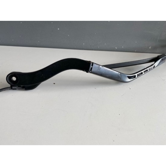 Wiper arm left front windscreen VOLVO S90 V90 XC90 2016+ 32219073 31391846 Wiper arm left front windscreen VOLVO S90 V90 XC90 2016+ 32219073 31391846