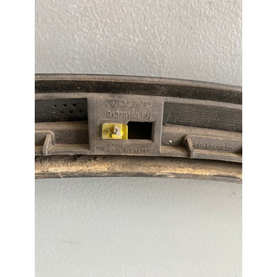 Bandou ornament aripa overfender dreapta spate Volvo XC90 2016+ 31378165 31448440 Bandou ornament aripa overfender dreapta spate Volvo XC90 2016+ 31378165 31448440