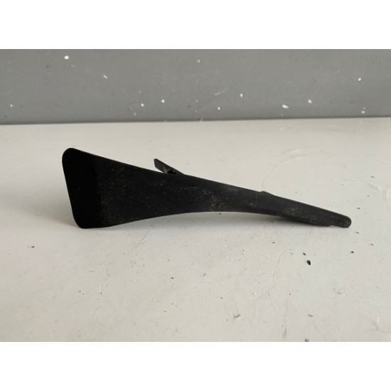 Ornament aripa dreapta fata Volvo XC90 31391842