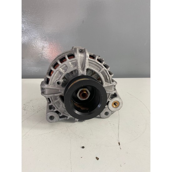 Alternator generator Volvo XC90 S90 V90 V90CC XC70 V70 XC60 V60 V60CC V40CC 30659580 36010604 Alternator generator Volvo XC90 S90 V90 V90CC XC70 V70 XC60 V60 V60CC V40CC 30659580 36010604