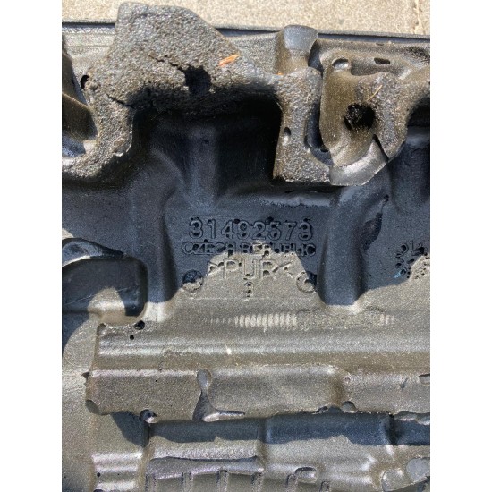 Engine casing 4 CYL Diesel VOLVO V40 31492573 31338076