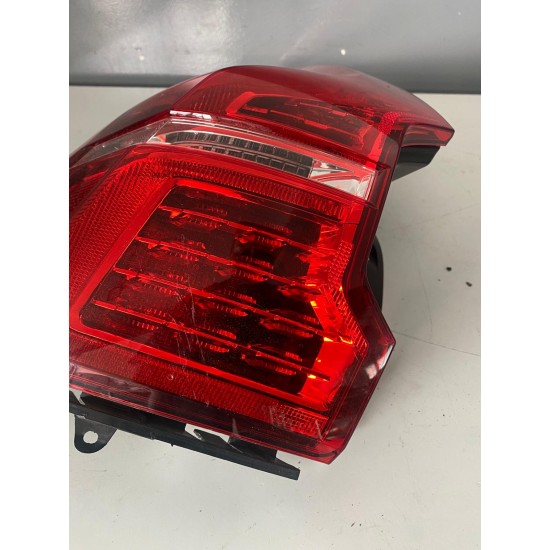 Stop stanga fisurat VOLVO XC60 2018 31420427 32228914