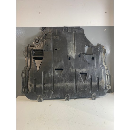 Engine protecting casing VOLVO V40 2019 31440279 Engine protecting casing VOLVO V40 2019 31440279