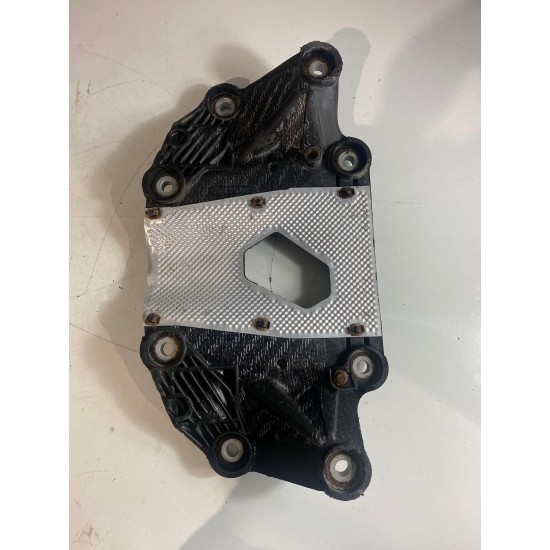 Rear differential mount bracket VOLVO S60R V70 XC70 S80 2006-2009 30639931 31262069