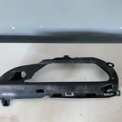 Mount Bracket Right VOLVO XC60 2018+ 31449132