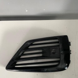 Front bumper right grille trim lid VOLVO XC60 2016+ 31455078