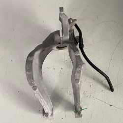 Front Right Curved Fork Volvo XC60 V90CC XC90 V60CC 2018+ 31681984