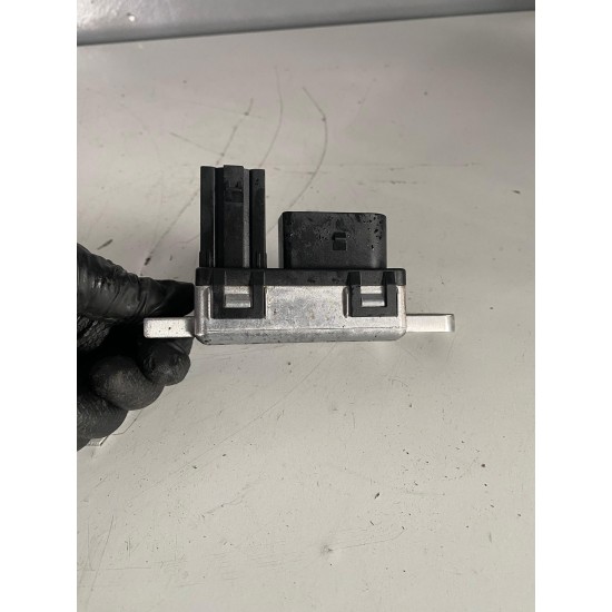 Glow plug relay control unit VOLVO XC90 XC60 V90CC V60 V90 V60CC 32202461