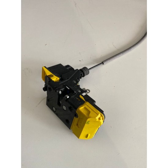  Rear left door lock mechanism VOLVO XC90 2003-2014 30699755