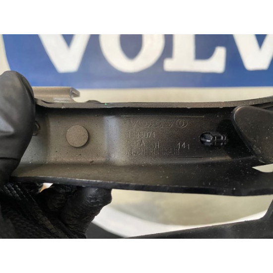 Balama capota stanga Volvo V40 2012-2018 31385071