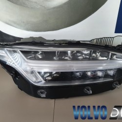 Far Led dreapta VOLVO XC90 31468919 10045