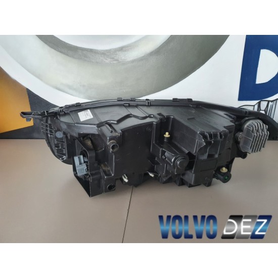 Far Led dreapta VOLVO XC90 31468919 10045