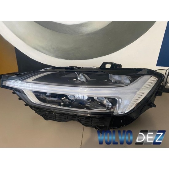 Far stanga LED VOLVO XC60 31656560